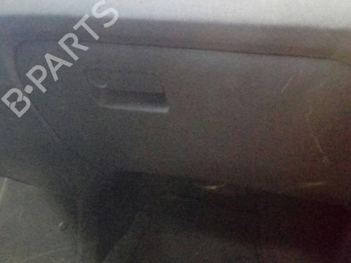 Used Glove box KIA SPORTAGE II (JE_, KM_) [2004-2011]  19173135