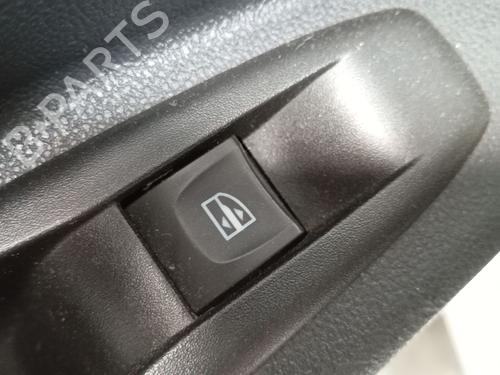 Pulsantiera posteriore sinistra RENAULT CAPTUR I (J5_, H5_) 1.5 dCi 90 (J5N4, J5M5, J5MW, J5M6, J5AL, J5AJ) (90 hp) 27711162