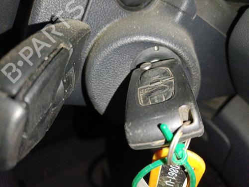 Used Electronic module Electronic module PEUGEOT 5008 (0U_, 0E_) 2.0 HDi 150 / BlueHDi 150 (150 hp) 31947273 31947273