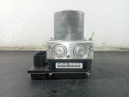 Used ABS pump BMW X1 (E84) sDrive 18 d (143 hp) 12493938