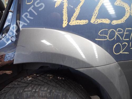 Used Rear left wheel arch trim KIA SORENTO I (JC) 2.5 CRDi 4WD (140 hp) 18485333