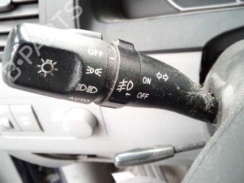 Used Steering column stalk KIA SORENTO I (JC) 2.5 CRDi (170 hp) 7525144
