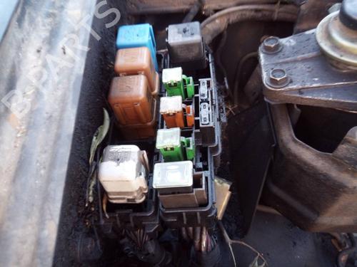Used Fuse box NISSAN TERRANO II (R20) 2.7 TDi 4WD (125 hp) 13582526