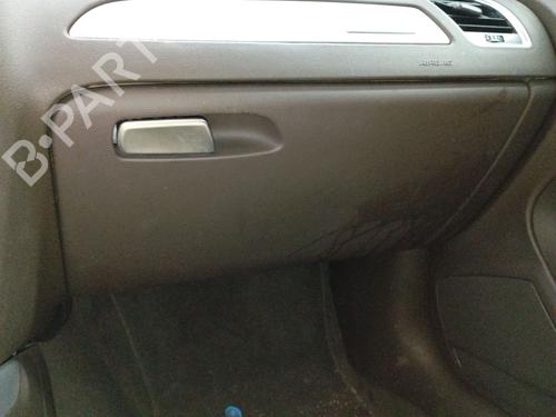 Used Glove box Glove box 38702439 38702439