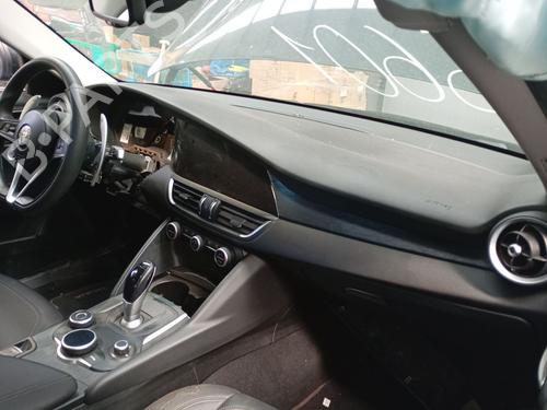 Used Dashboard Dashboard ALFA ROMEO GIULIA (952_) 2.2 D (952ALA25, 952AFM25, 952APA2) (190 hp) 40237216 40237216