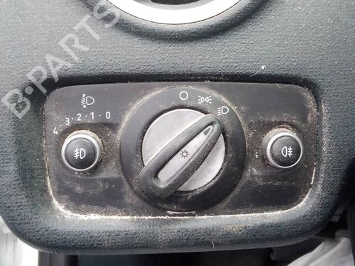 Used Headlight switch FORD FIESTA VI (CB1, CCN) 1.4 (97 hp) 18601322