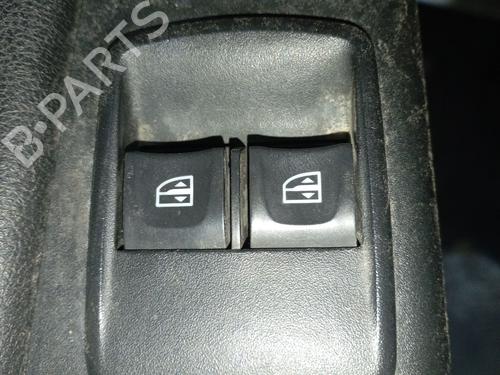 Used Left front window switch Left front window switch RENAULT TRAFIC III Van (FG_) 1.6 dCi 95 (FGMJ, FGMR) (95 hp) 40079939 40079939