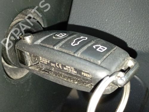 Used Electronic module Electronic module AUDI Q3 (8UB, 8UG) 2.0 TDI (140 hp) 30640868 30640868
