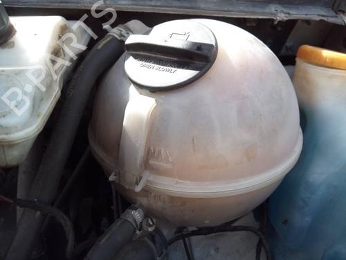 Used Expansion tank MERCEDES-BENZ VITO / MIXTO Van (W639) 113 CDI (639.601, 639.603, 639.605) (136 hp) 17011107