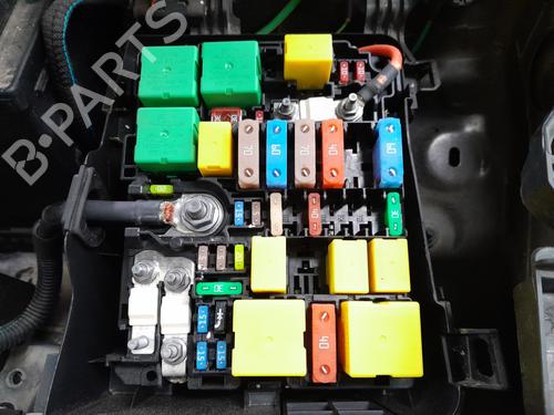 Used Fuse box PEUGEOT 308 II (LB_, LP_, LW_, LH_, L3_) 1.2 THP 130 (131 hp) 24660218
