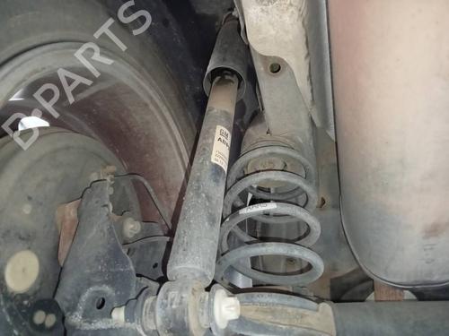 Venstre bagtil støddæmper OPEL CORSA E (X15) [2014-2025]  22808545