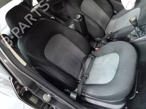 Interrupteur de vitre avant droite FIAT LINEA (323_, 110_) 1.3 D Multijet (323AXB11, 323AXB1A) | BP17009660I26 