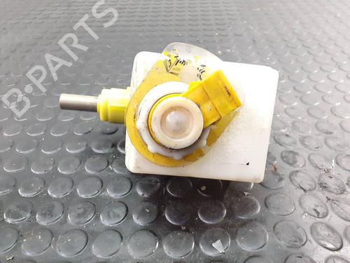 Brake master cylinder LAND ROVER DEFENDER Station Wagon (L316) 2.5 Td5 4x4 (L316) | BP7189036M77 