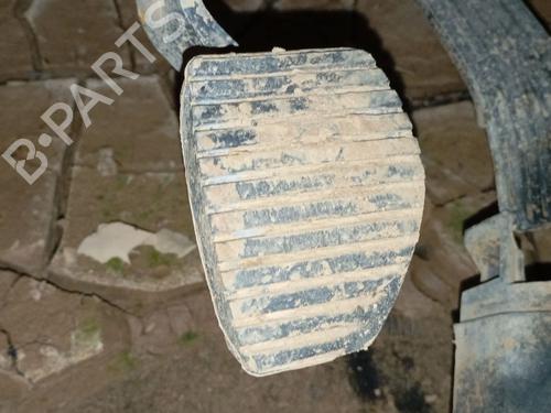 Used Break pedal PEUGEOT 2008 I (CU_) 1.2 VTi (82 hp) 31992875