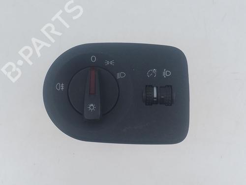 Used Headlight switch Headlight switch SEAT IBIZA IV (6J5, 6P1) 1.4 (85 hp) 32124842 32124842