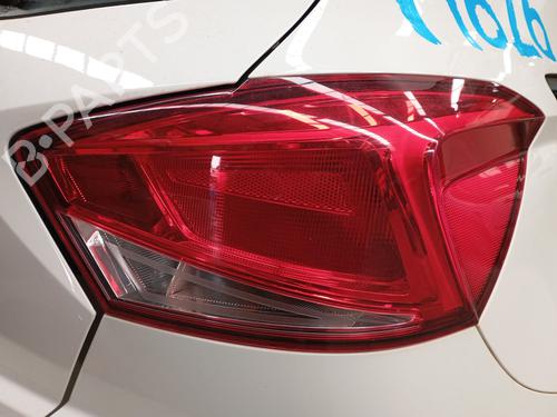 Used Right taillight SEAT IBIZA V (KJ1, KJG) 1.0 MPi (80 hp) 31652053