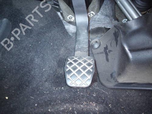 Used Clutch pedal VW GOLF VI (5K1) 1.6 TDI (105 hp) 12491633