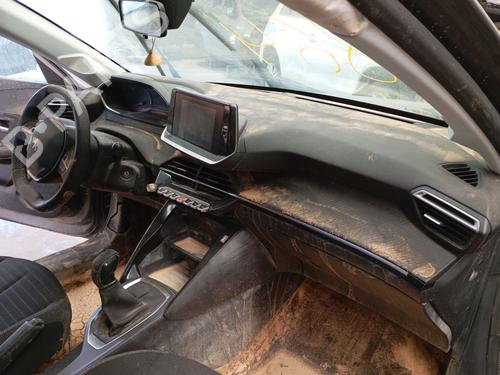 Used Dashboard PEUGEOT 208 II (UB_, UP_, UW_, UJ_) 1.2 PureTech 75 (75 hp) 31170154