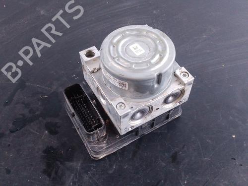 Used ABS pump RENAULT EXPRESS Box Body/MPV 1.5 Blue dCi 75 (F6AA) (75 hp) 28070869