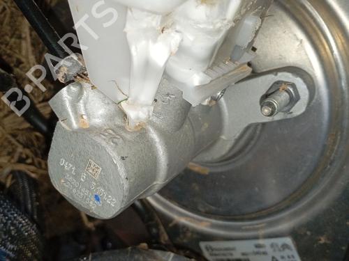 Used Brake master cylinder CITROËN BERLINGO (ER_, EC_) 1.5 BlueHDi 100 (102 hp) 28042498