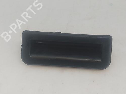 Used Tailgate handle Tailgate handle 33203036 33203036