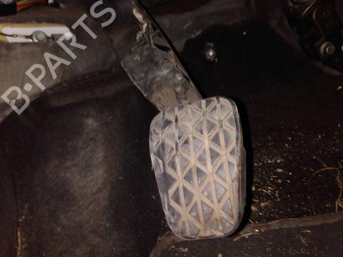 Used Clutch pedal FORD FIESTA VI (CB1, CCN) 1.5 TDCi (75 hp) 8788922