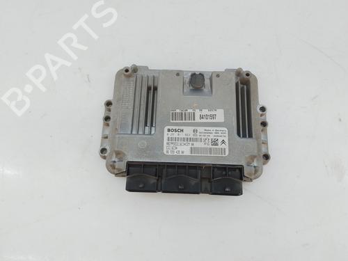 Calculateur moteur (ecu) PEUGEOT 307 (3A/C) [2000-2012]  28690017