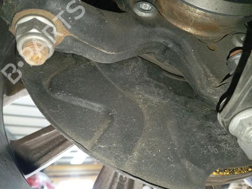 Used Left front steering knuckle Left front steering knuckle VW T-ROC (A11, D11) 2.0 TDI SCR (116 hp) 32983283 32983283