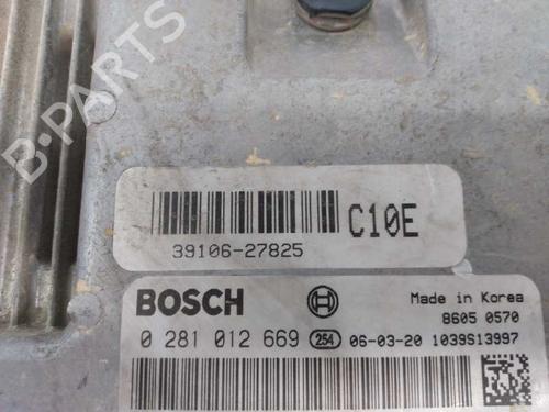Engine control unit (ECU) HYUNDAI SANTA FÉ II (CM) 2.2 CRDi GLS 4x4 | BP5182876M57 