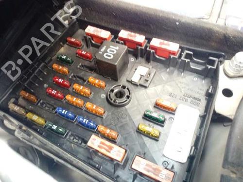 Used Fuse box VW PASSAT CC B6 (357) 2.0 TDI (140 hp) 5786576