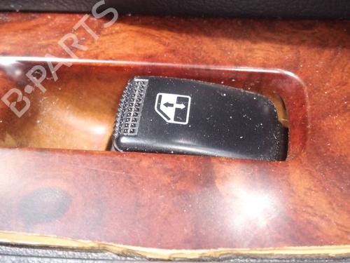 Used Right rear window switch HYUNDAI TERRACAN (HP) [2001-2008]  17009047