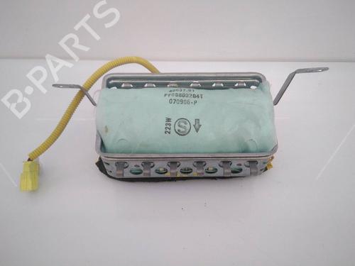 Used Passenger airbag TOYOTA AVENSIS Estate (_T25_) 2.0 D-4D (ADT250_, ADT250R) (126 hp) 6959092