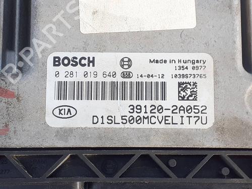 Engine control unit (ECU) KIA SPORTAGE III (SL) 1.7 CRDi | BP8800015M57 