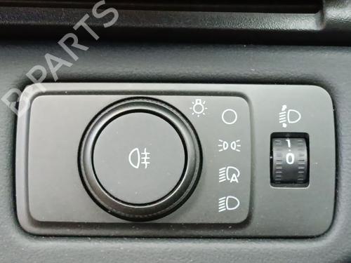 headlight-switch-ford-puma-j2k-cf7-2019-36561323 main image