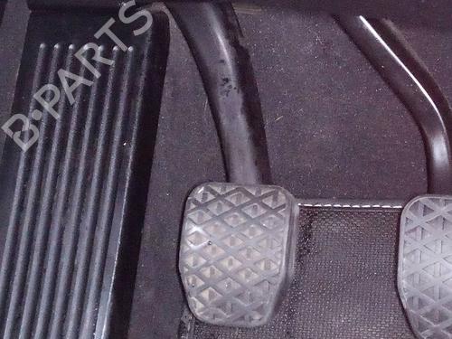 Used Clutch pedal BMW 3 (E90) 320 d (163 hp) 8957340