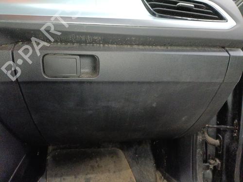 Hanskerom VW T-ROC (A11, D11) 1.0 TSI (110 hp) 32977741