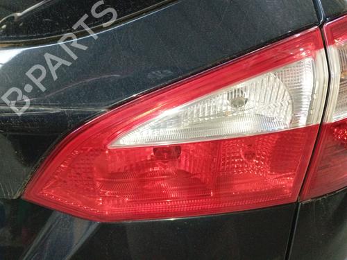 Used Right tailgate light FORD FOCUS III Turnier 1.6 TDCi (115 hp) 32393717
