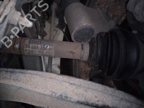 Used Left front driveshaft CITROËN C4 II (NC_) [2009-2025]  11040988