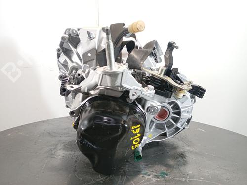 Gearkasse RENAULT CAPTUR I (J5_, H5_) 0.9 TCe 90 (90 hp) 31157541