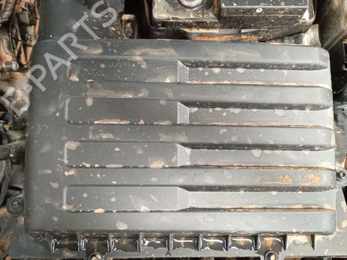 Used Air filter box VW TIGUAN ALLSPACE (BW2, BJ2) 2.0 TDI 4motion (150 hp) 27403375