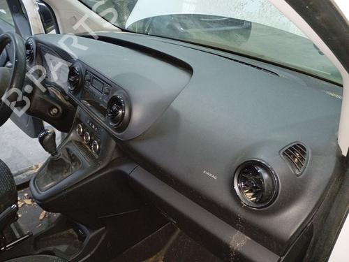Used Dashboard MERCEDES-BENZ CITAN Box Body/MPV (W420) 1.5 110 CDI (420.623, 420.625) (95 hp) 31155691