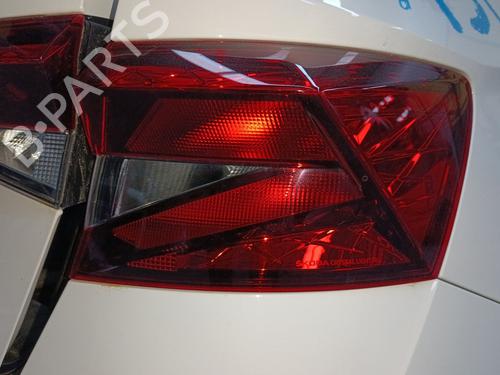 Used Right taillight SKODA FABIA IV (PJ3) 1.0 TSI (110 hp) 31882180