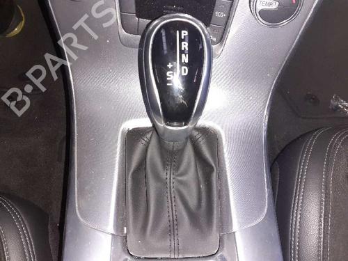 Used Gear lever VOLVO S60 II (134) D3 (150 hp) 7415917