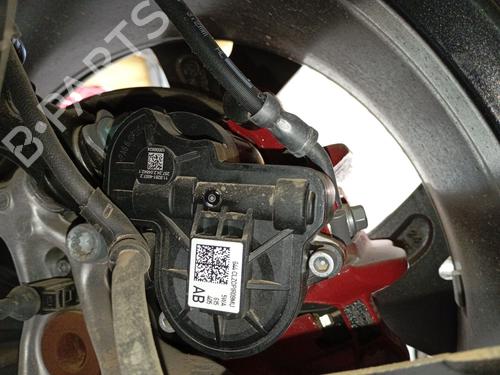 Venstre bremsekaliber bag SKODA OCTAVIA IV Combi (NX5, PV5) 1.4 TSI RS iV (150 hp) 28806917