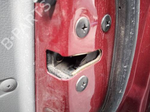 Used Front right lock KIA SORENTO I (JC) 2.5 CRDi 4WD (140 hp) 13377332
