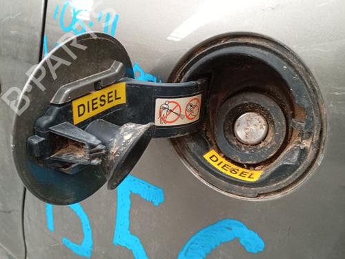 Klapa wlewu paliwa CITROËN C4 Picasso I MPV (UD_) 1.6 HDi | BP27336020C131 