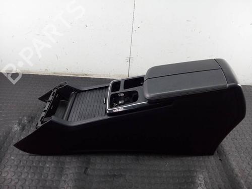 Used Middle console MERCEDES-BENZ GLE (W166) 350 d 4-matic (166.024) (258 hp) 11682857