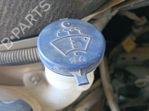 Used Windscreen washer tank PEUGEOT 208 I (CA_, CC_) 1.2 VTI 82 (82 hp) 28051954