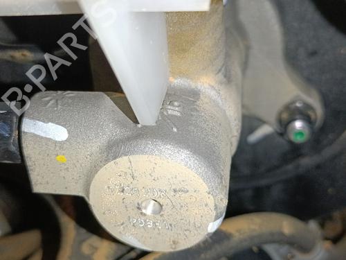 Used Brake master cylinder HYUNDAI i30 (PDE, PD, PDEN) 2.0 N (275 hp) 27505354
