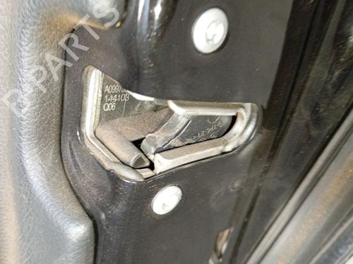 Used Rear right lock Rear right lock MERCEDES-BENZ C-CLASS (W205) C 200 BlueTEC / d (205.037) (136 hp) 40046501 40046501